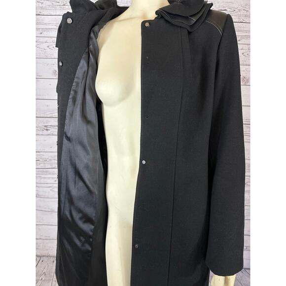 Elie Tahari 100% Wool Black Fitted Layered Leather Ruffle Collar Coat size XL - Picture 11 of 12